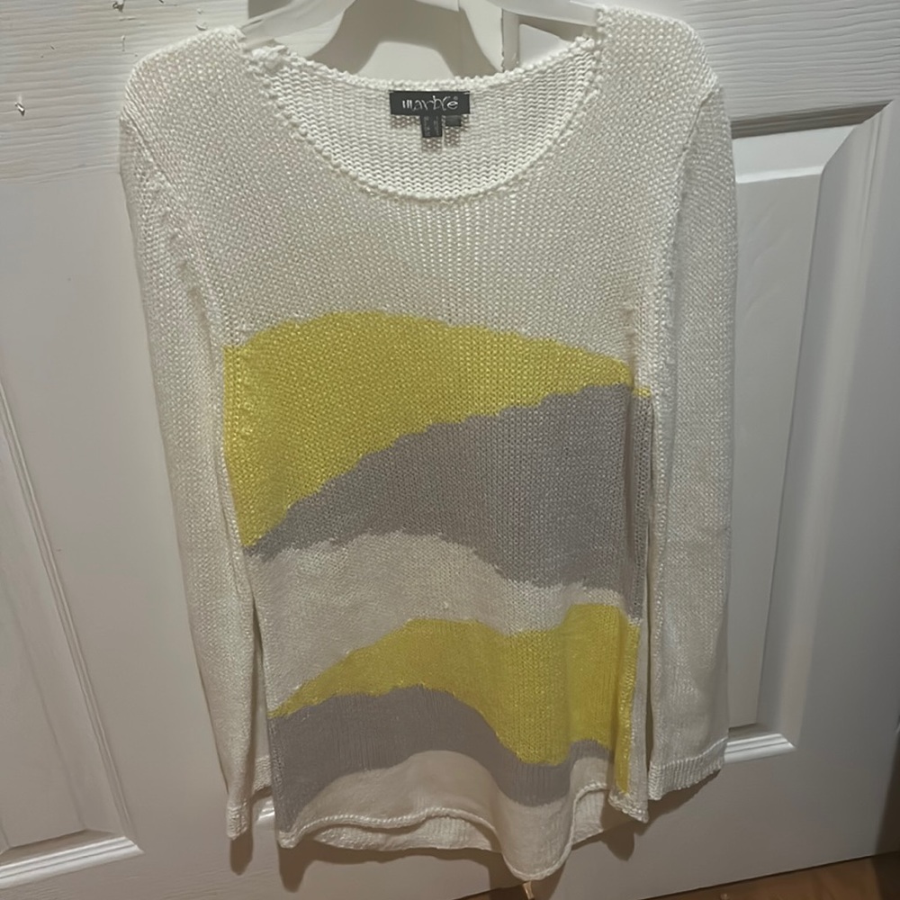 Marble Women’s Geometric Shaper Yellow, Gray, & White Scoop Neck Sweater S